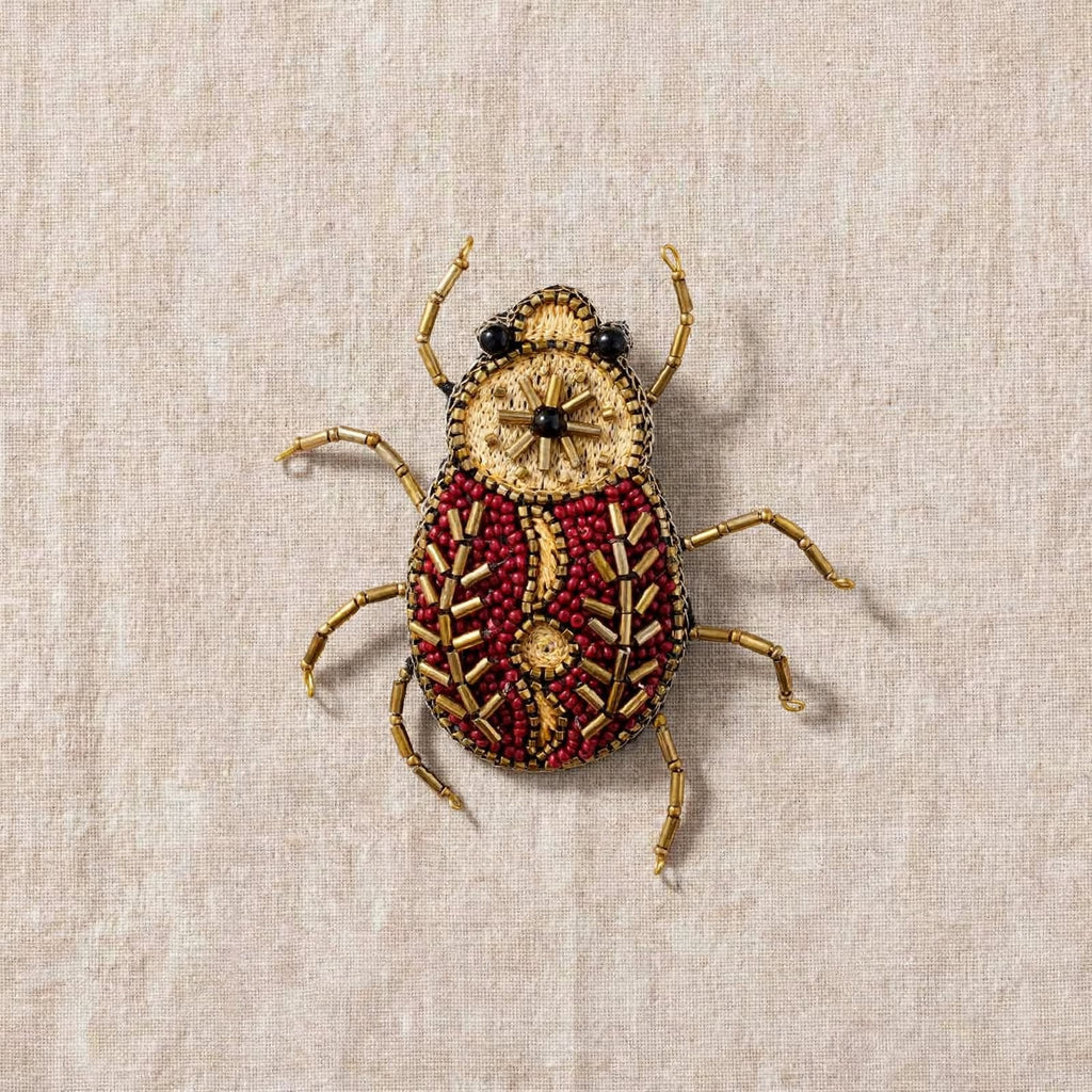 Spilla Scarabeo Bordeaux - Spilla Insetto Ricamata Bordeaux e Oro | BORDEAUX Beetle -