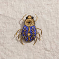 Spilla Scarabeo Blu - Spilla Insetto Ricamata Blu Elettrico e Oro | BLU Beetle -