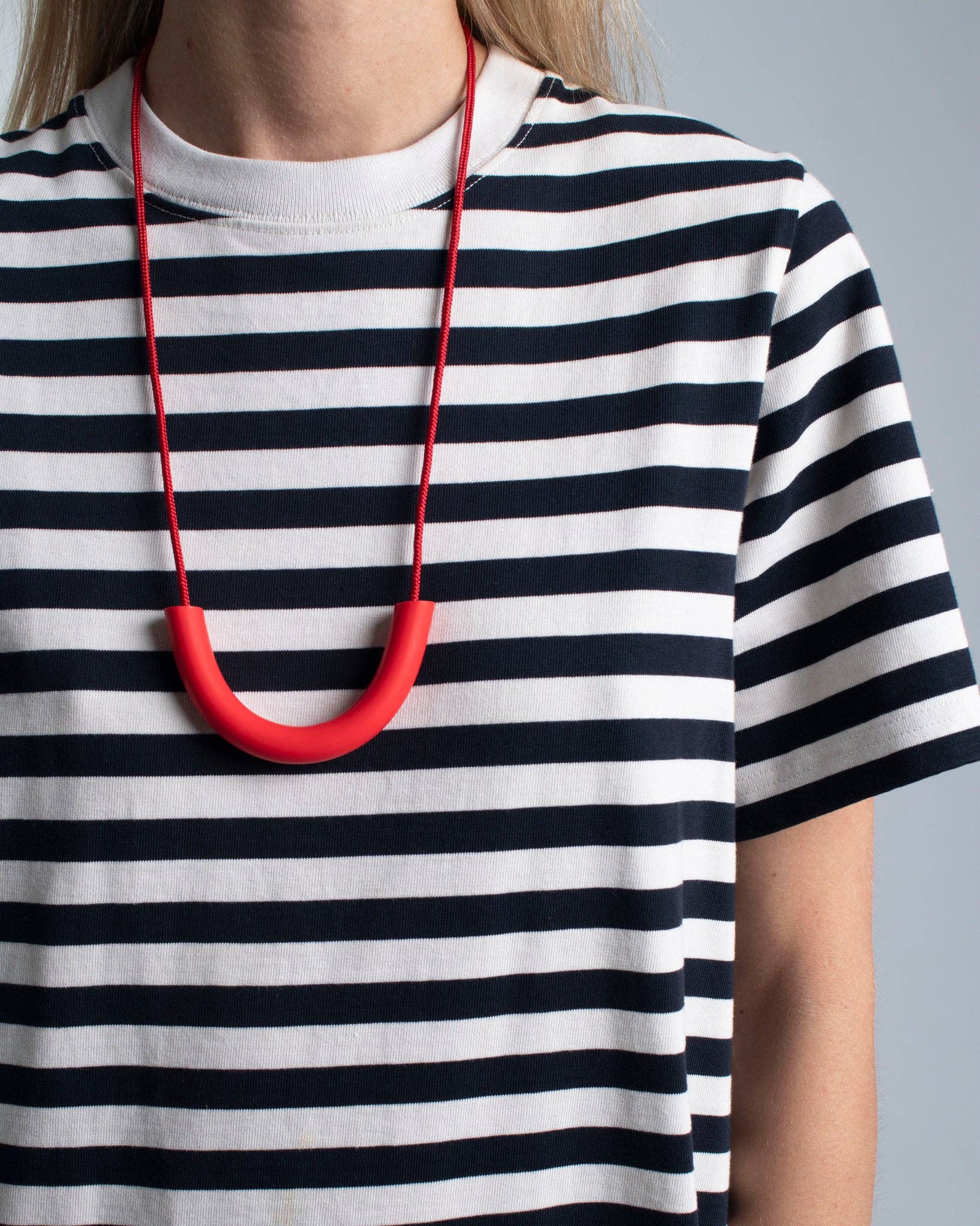 Collana Red Smile in argilla polimerica leggera: Lunghezza fissa di 80 cm