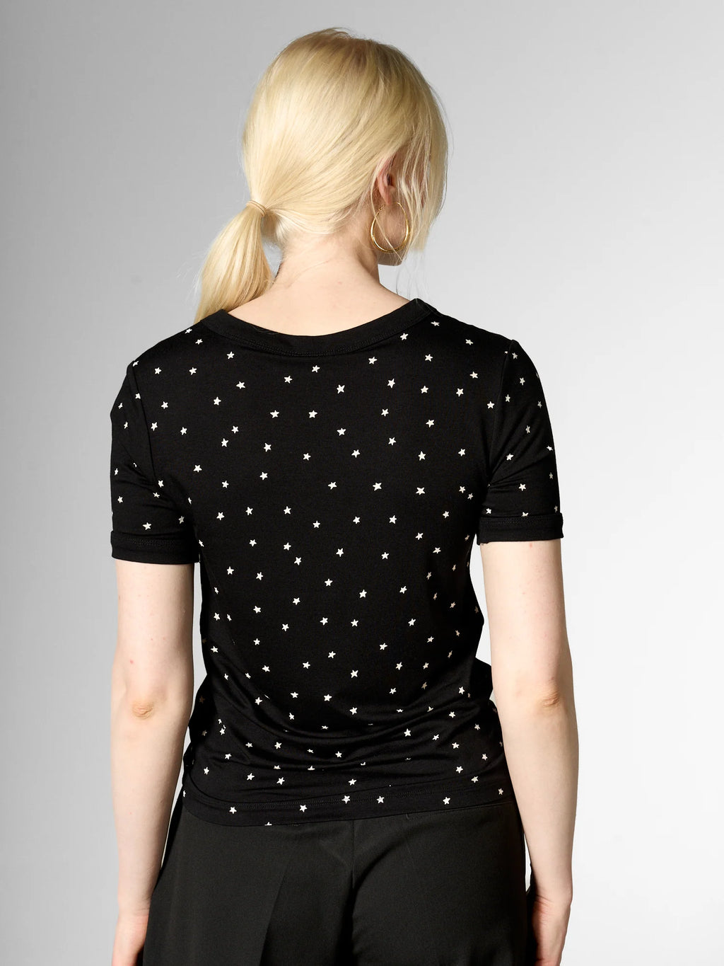 T-shirt stampata in LENZING™ ECOVERO