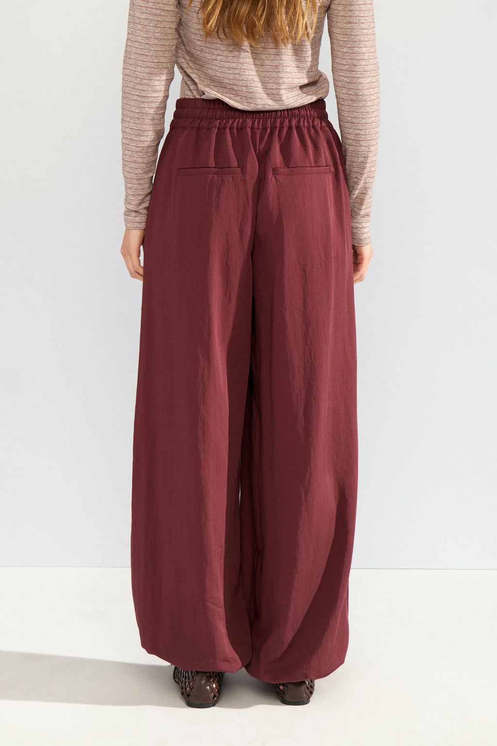 SVALA PARACHUTE PANTS - Fig