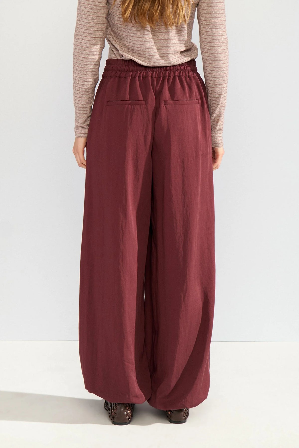 SVALA PARACHUTE PANTS - Fig