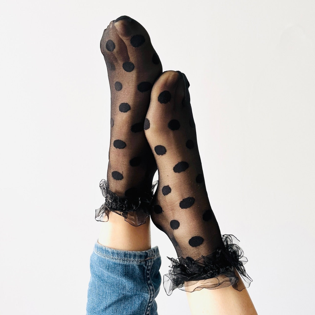 Calzini alla caviglia Serena con pois trasparenti e volant