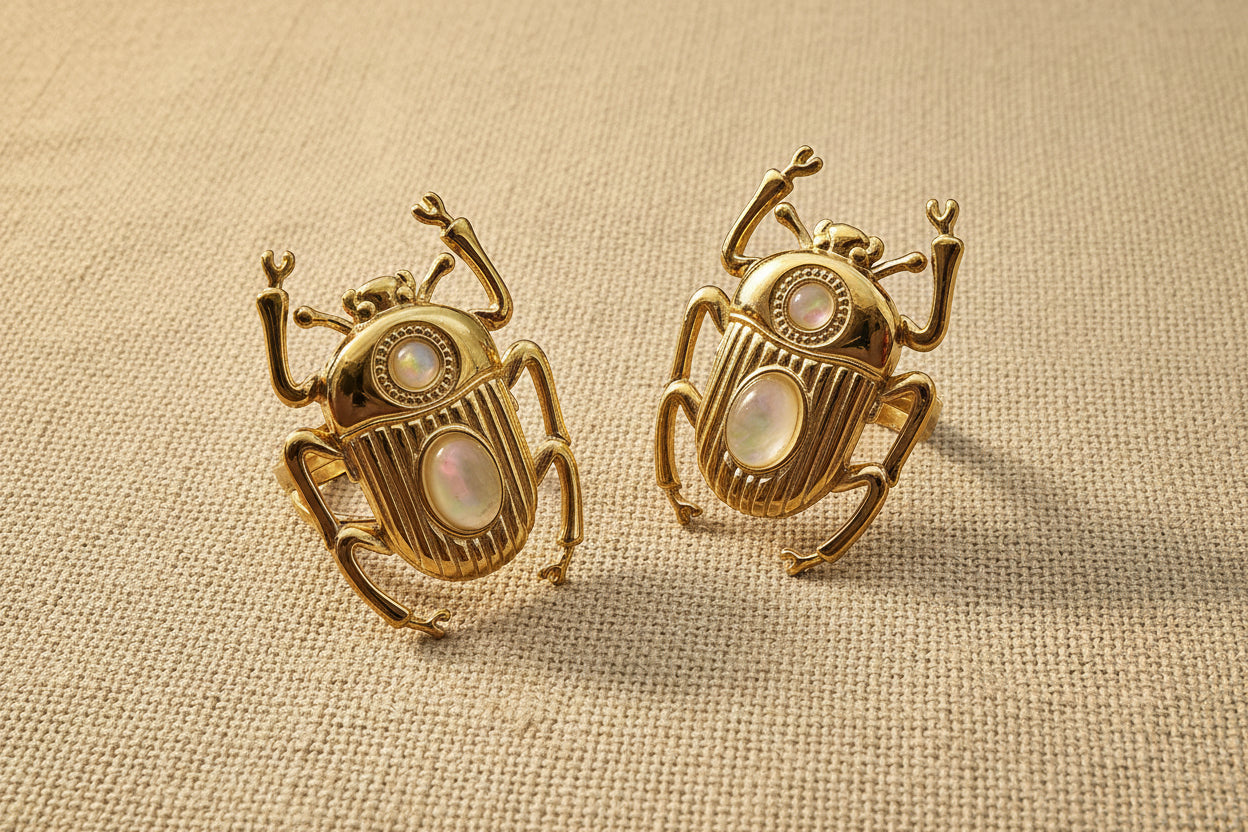 Anello " Lo Scarabeo sacro "