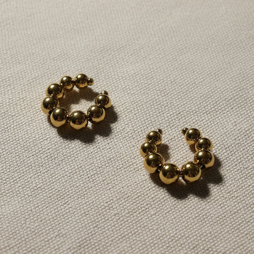 Ear cuff " grappolo d' uva" dorato