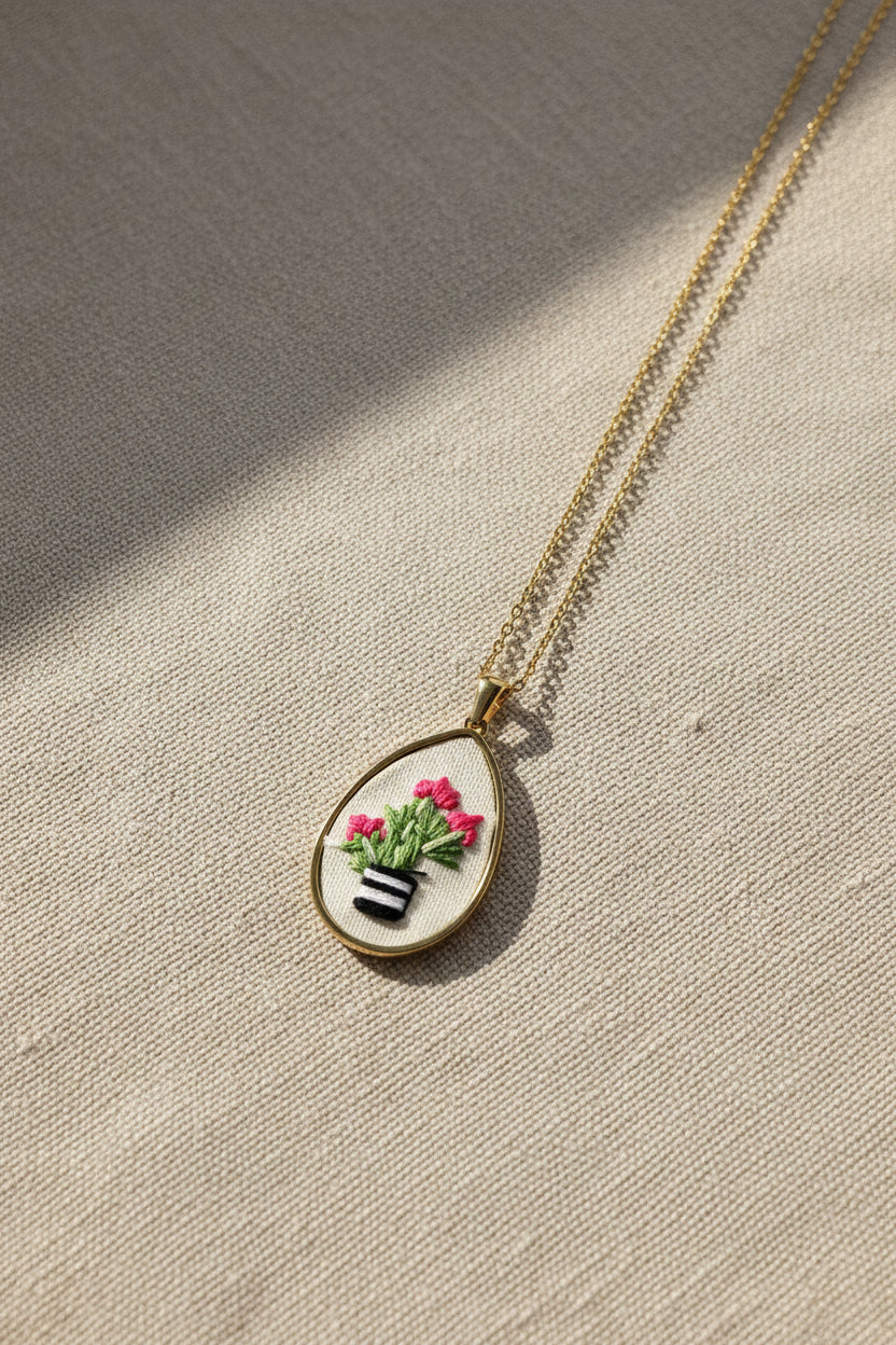 Collana " prenditi cura di me "