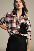 Camicia a quadri con tasca e colletto contrasto