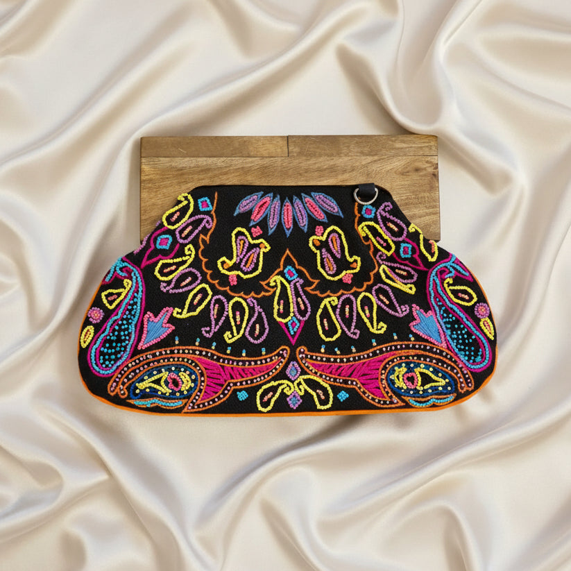 Borsa con manico in legno perline  multicolor