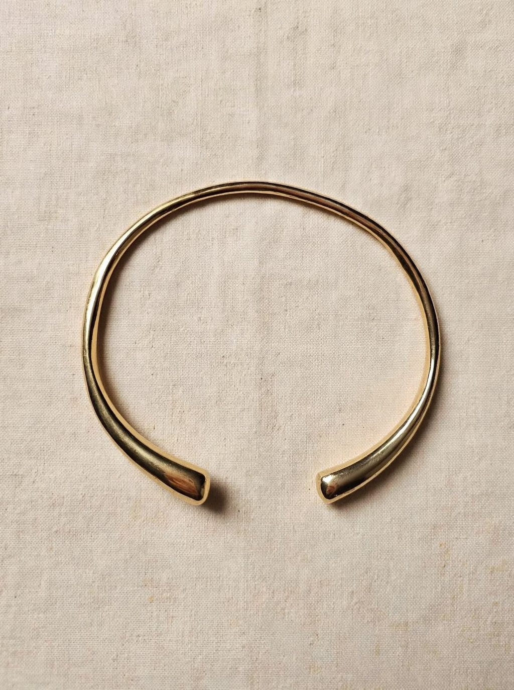 Choker Rigido Torque Bombato - Ottone Dorato