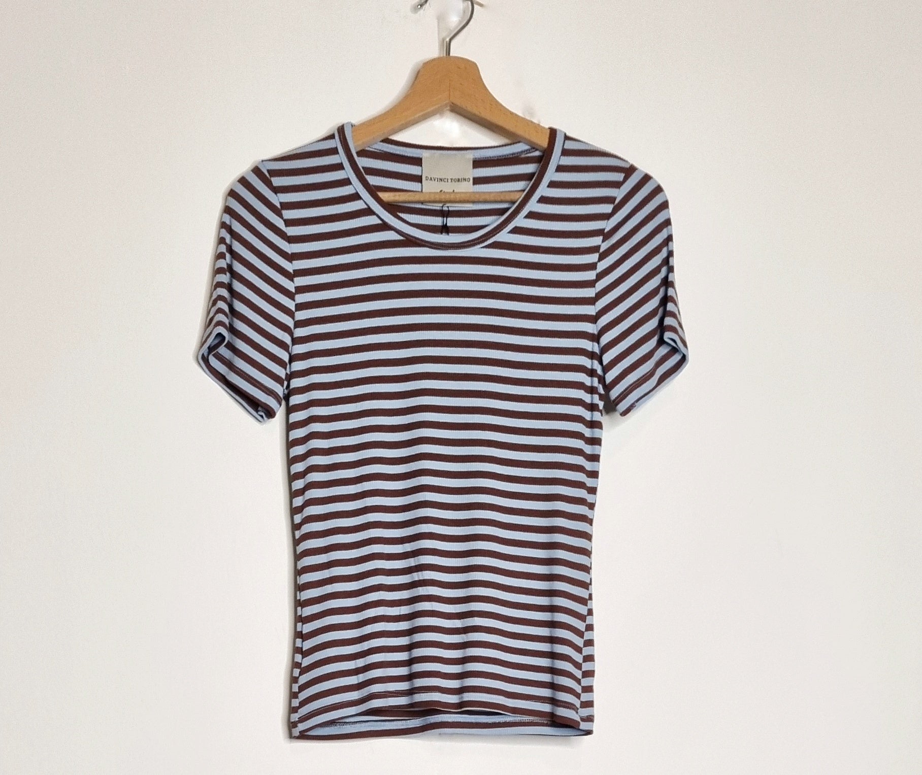 T-shirt azzurra e cioccolato 🍫