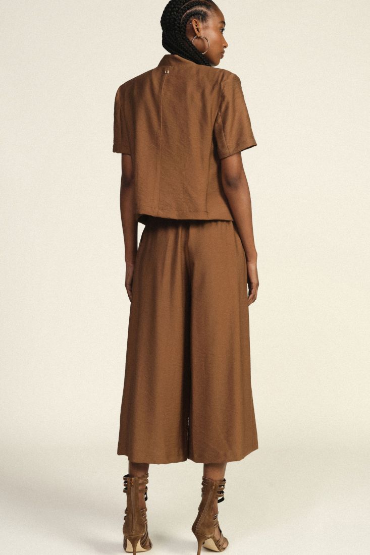Palazzo cropped trousers with pleats and pockets