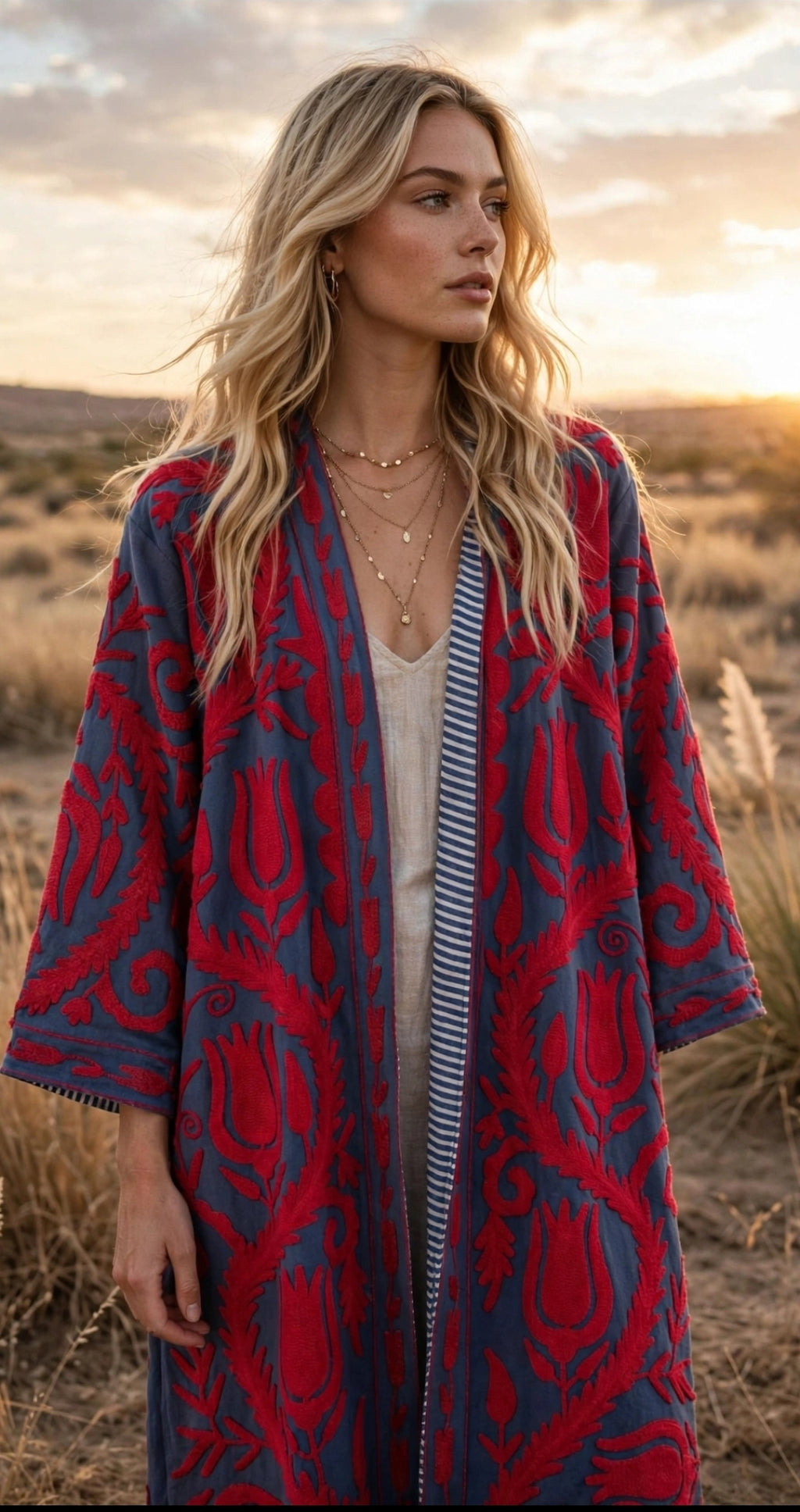 Kimono indiano ricami Rossi