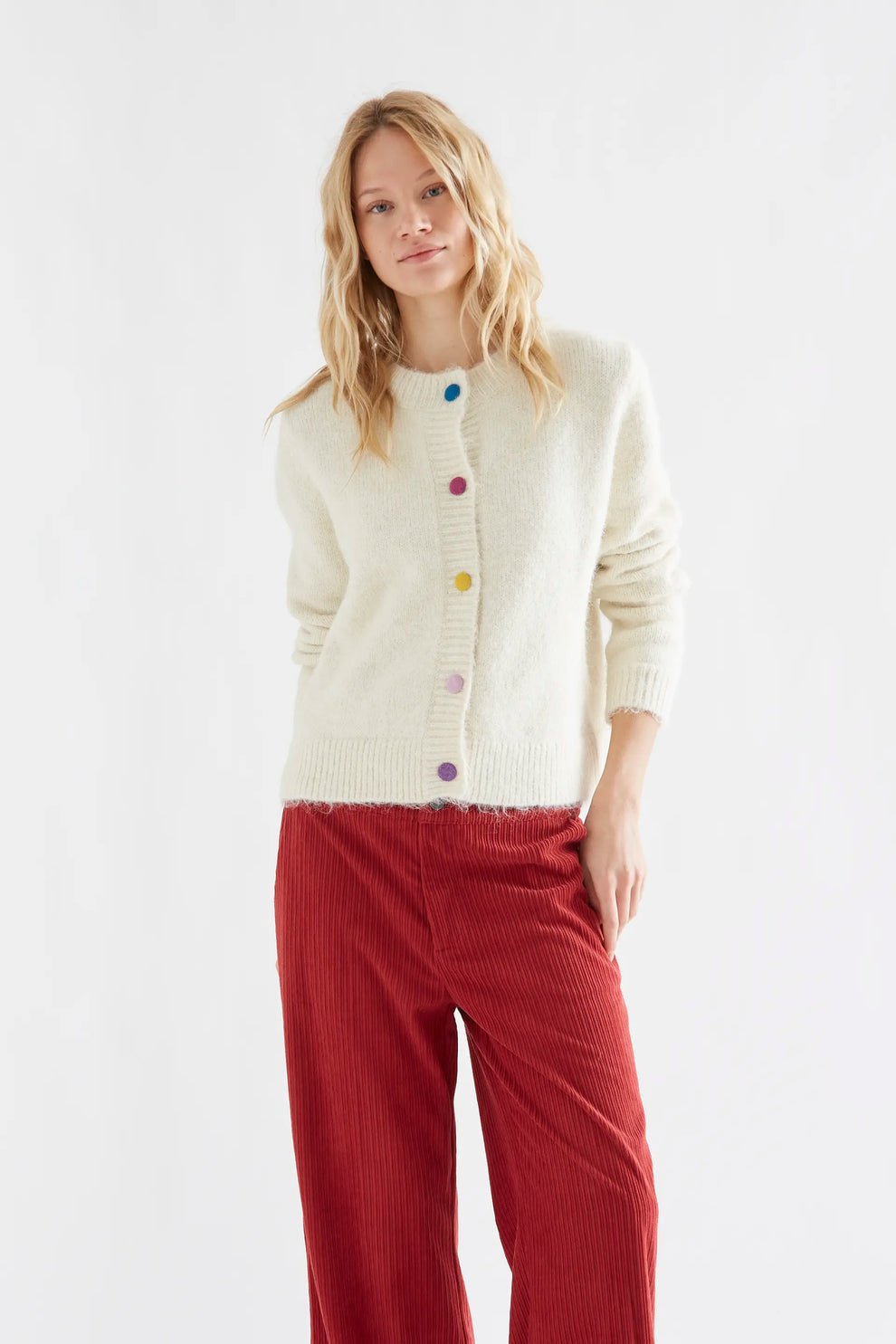 Cardigan in maglia bianco panna con bottoni multicolore