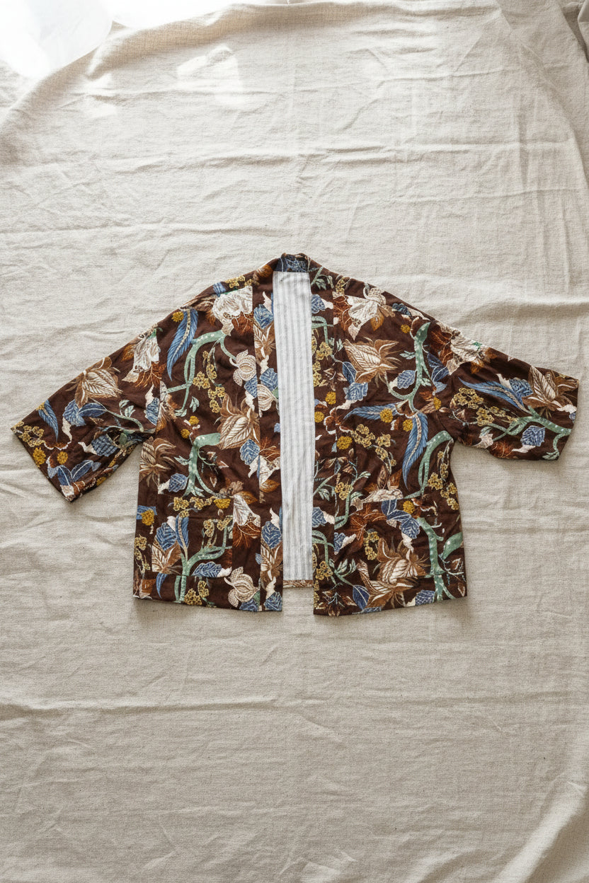 Chocolate kimono