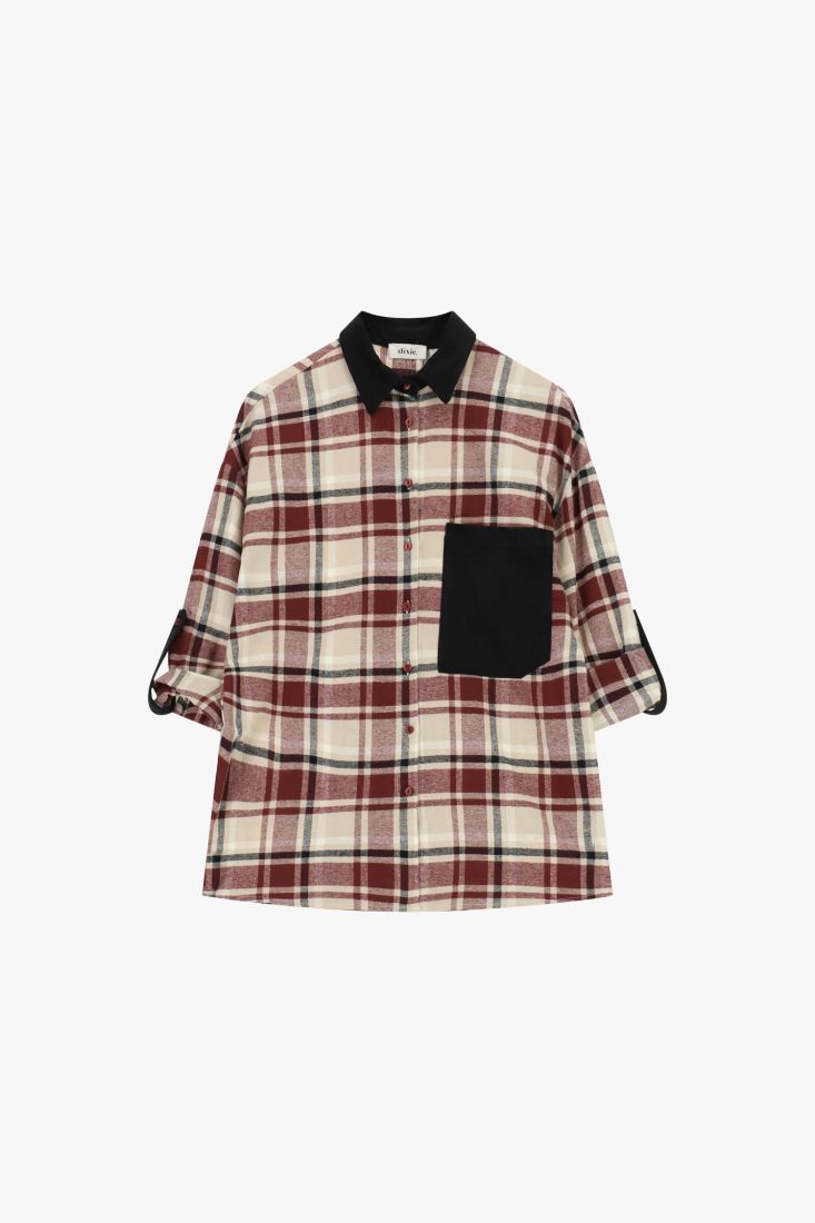 Camicia a quadri con tasca e colletto contrasto