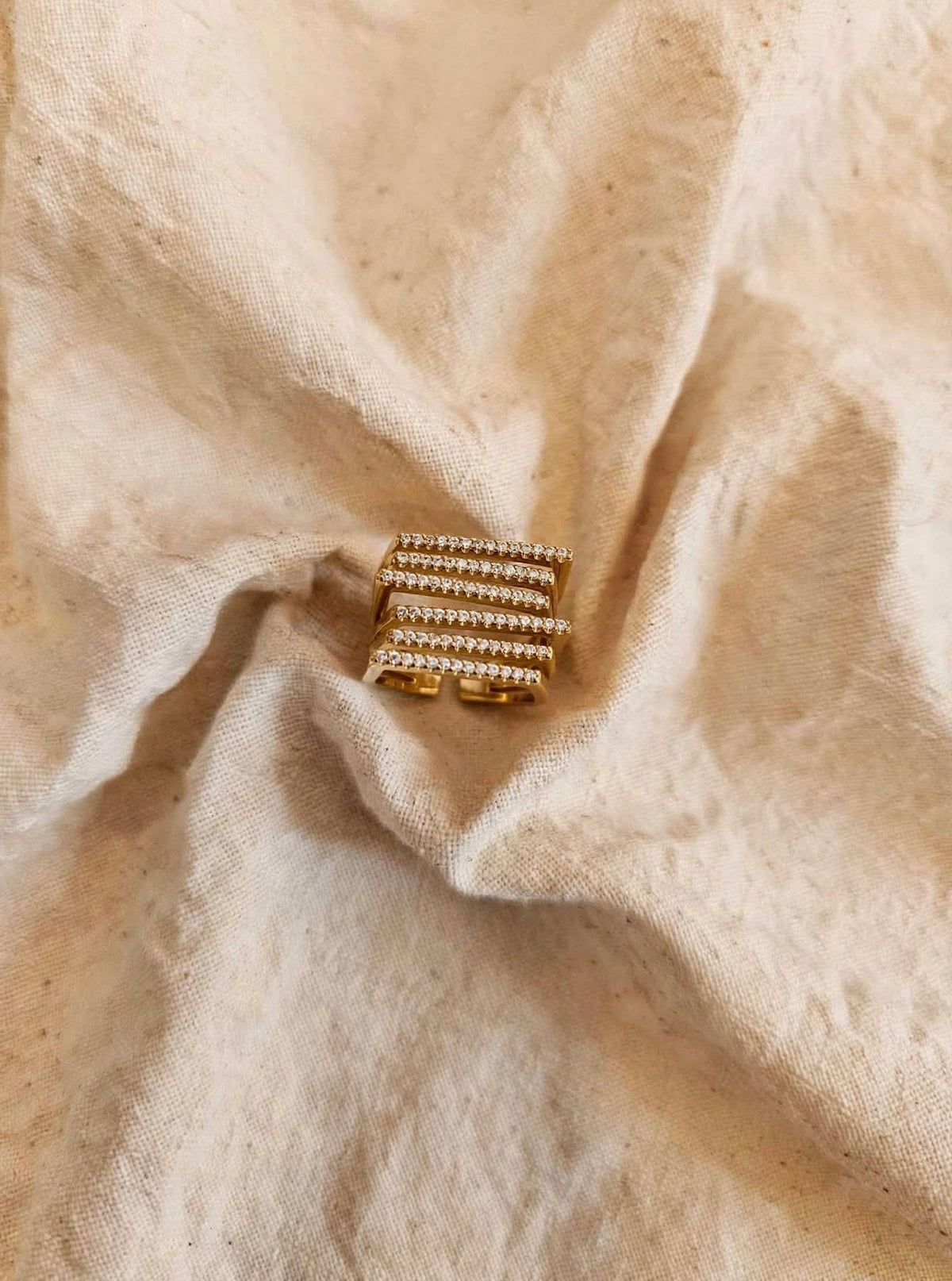 Anello Regolabile Golden Cage