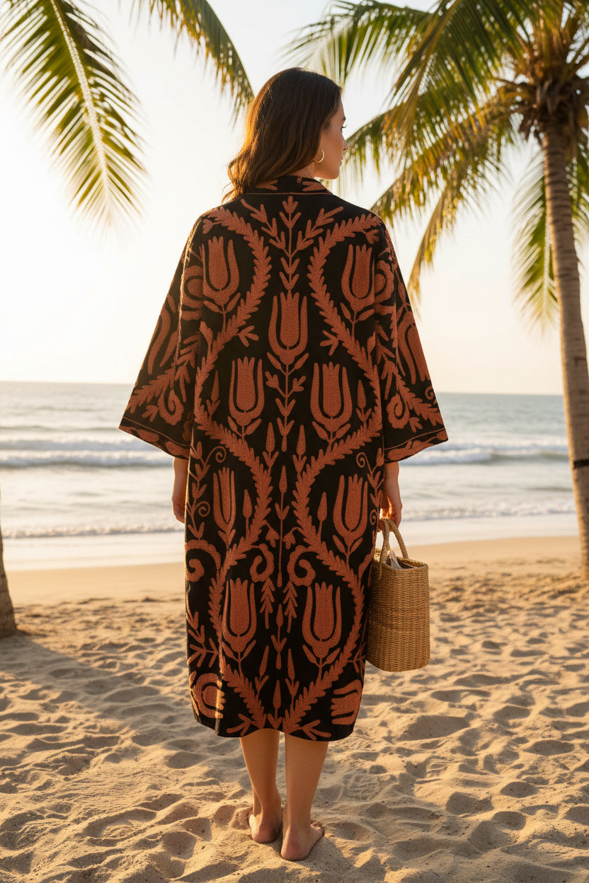 Kimono indiano Ricami base nera