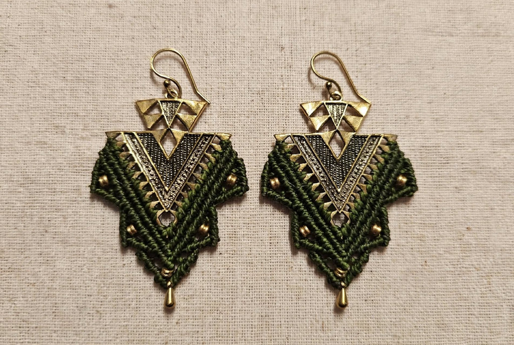 TRIBAL  verde - talismano da indossare.