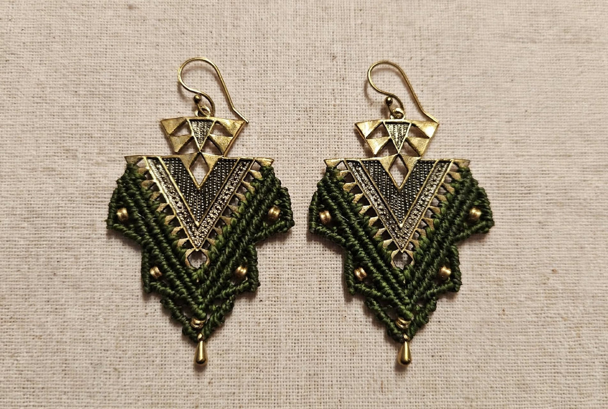 TRIBAL  verde - talismano da indossare.