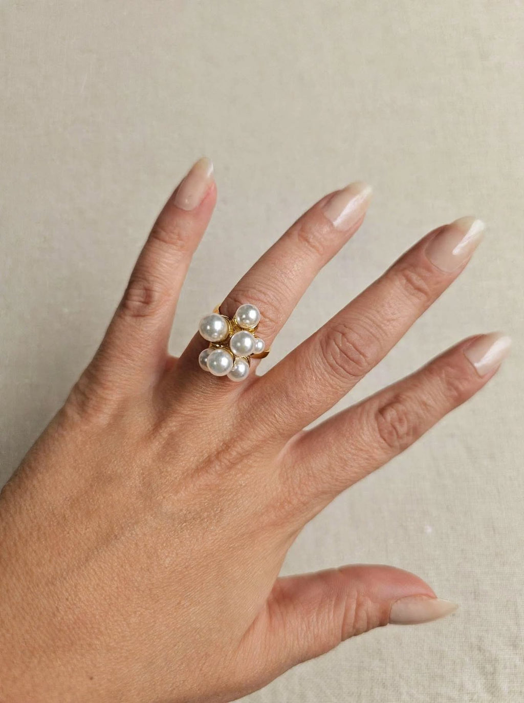 Anello PERLA – H 3 cm – 7 perle – Ottone