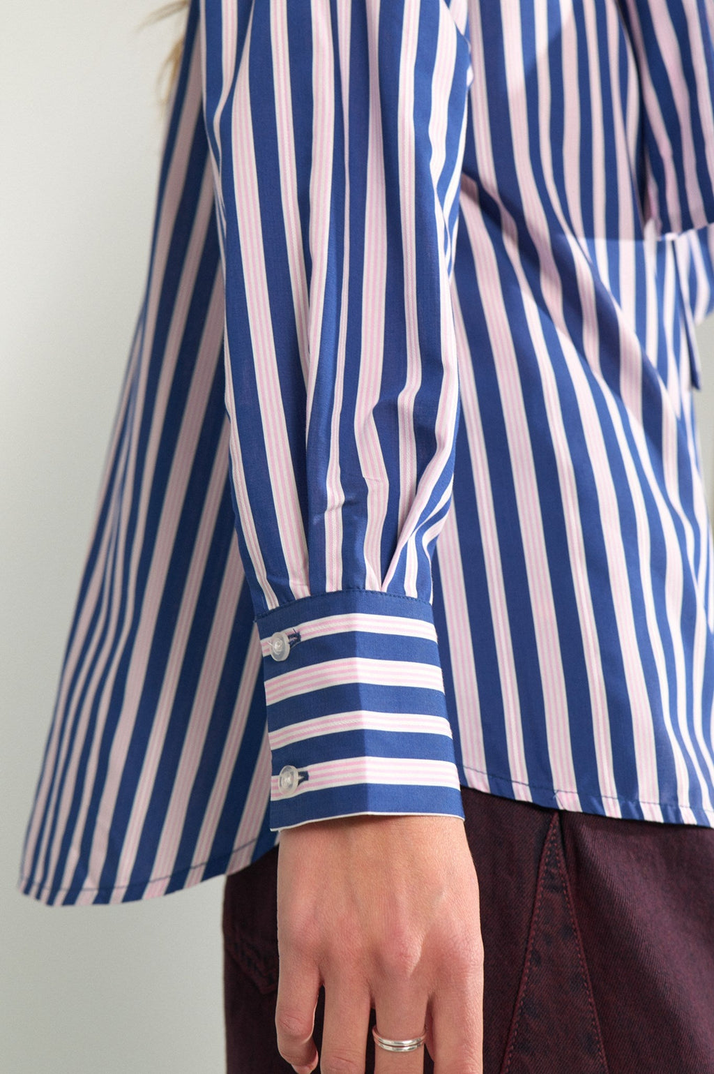 COLETTA BOW SHIRT