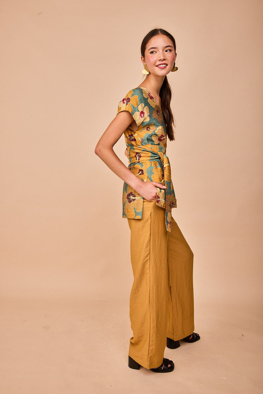 Narnia Reversible Top