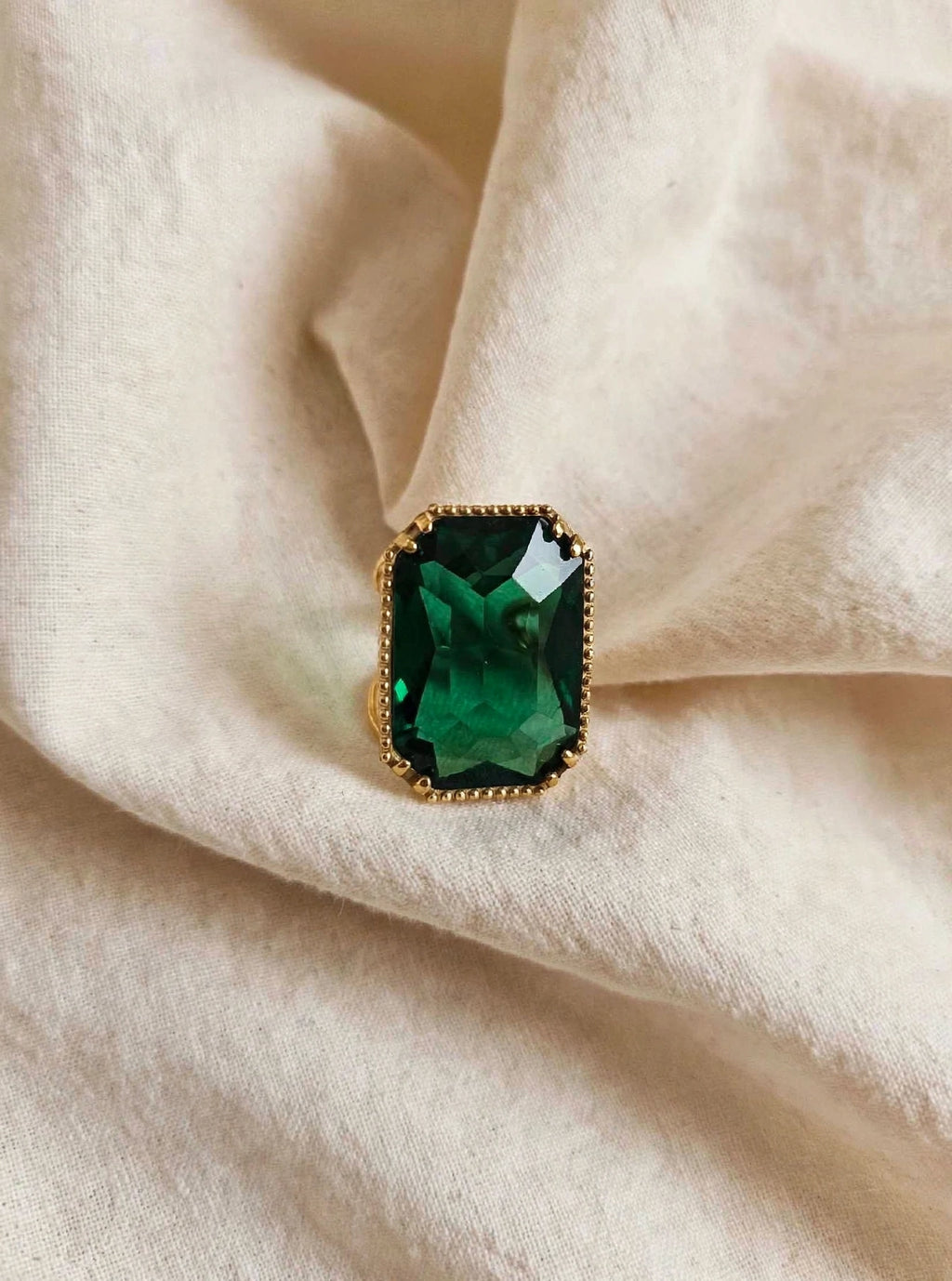Anello Regina Smeraldo - Statement in Ottone Regolabile