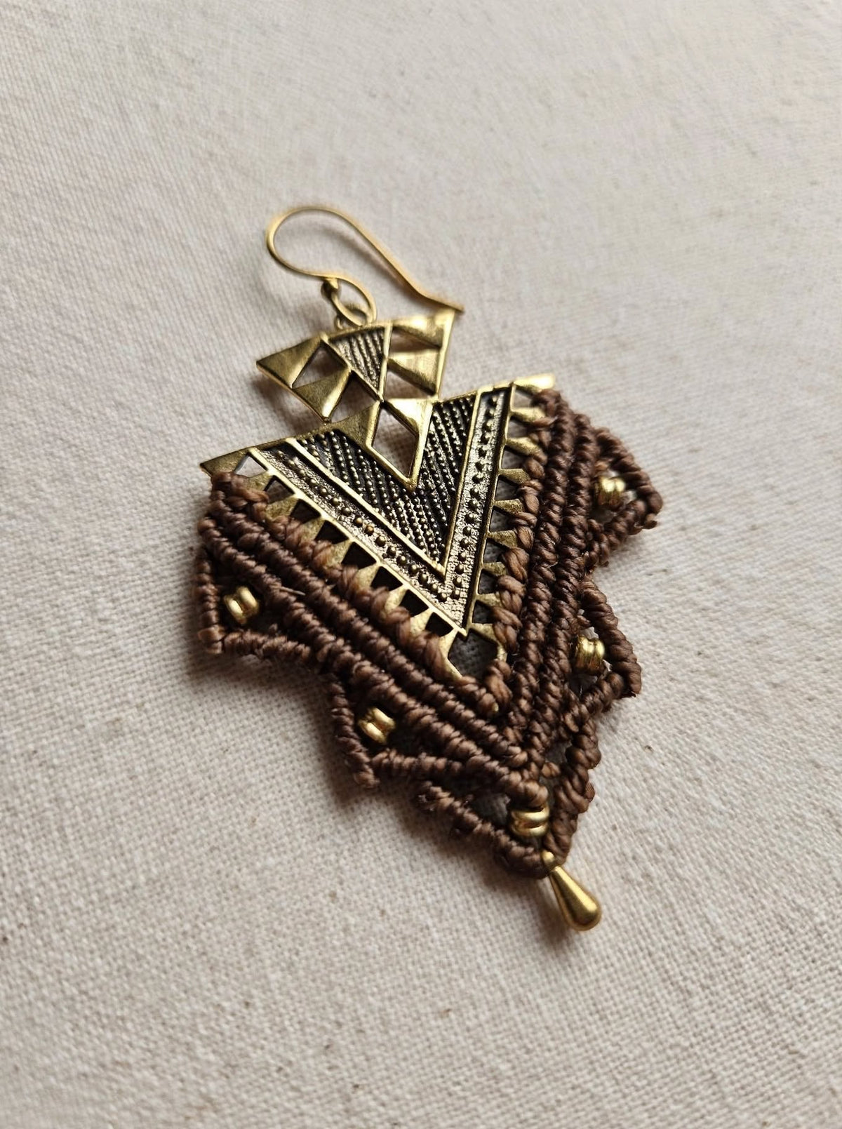 TRIBAL  terra   - talismano da indossare.