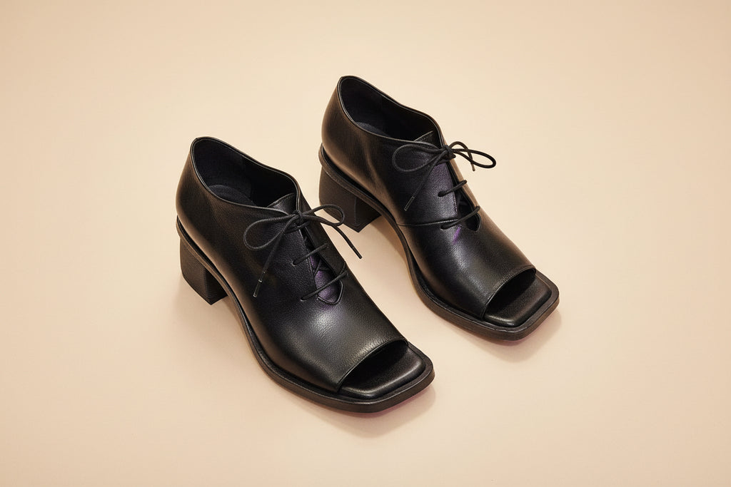 Scarpa allacciata " berlin"