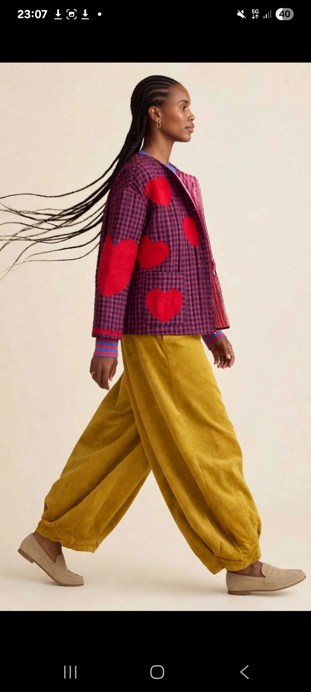 GIACCA BOMBER QUADRETTI CON CUORI ROSSI