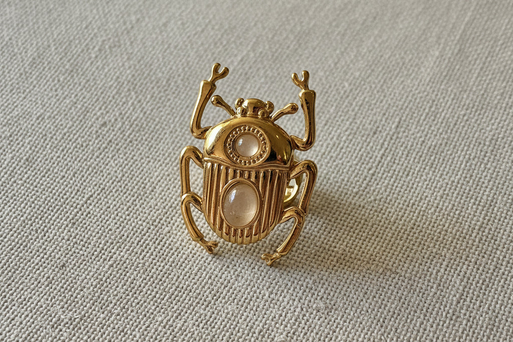 Anello " Lo Scarabeo sacro "