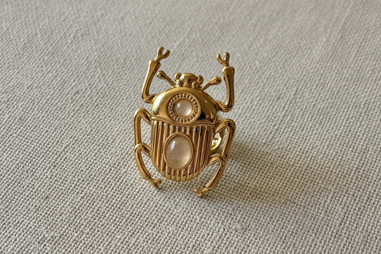 Anello " Lo Scarabeo sacro "