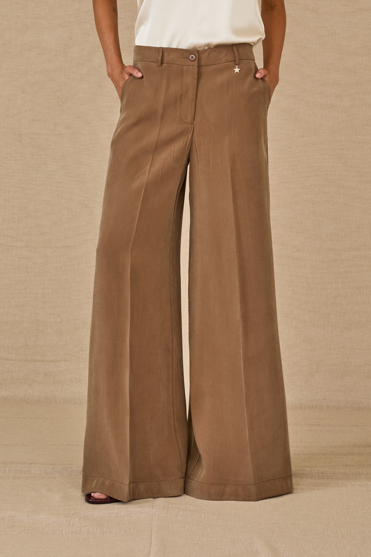 Pantalone fluido a palazzo