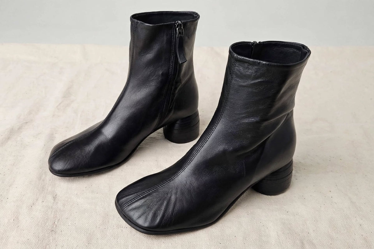 Iris Glowe Nero