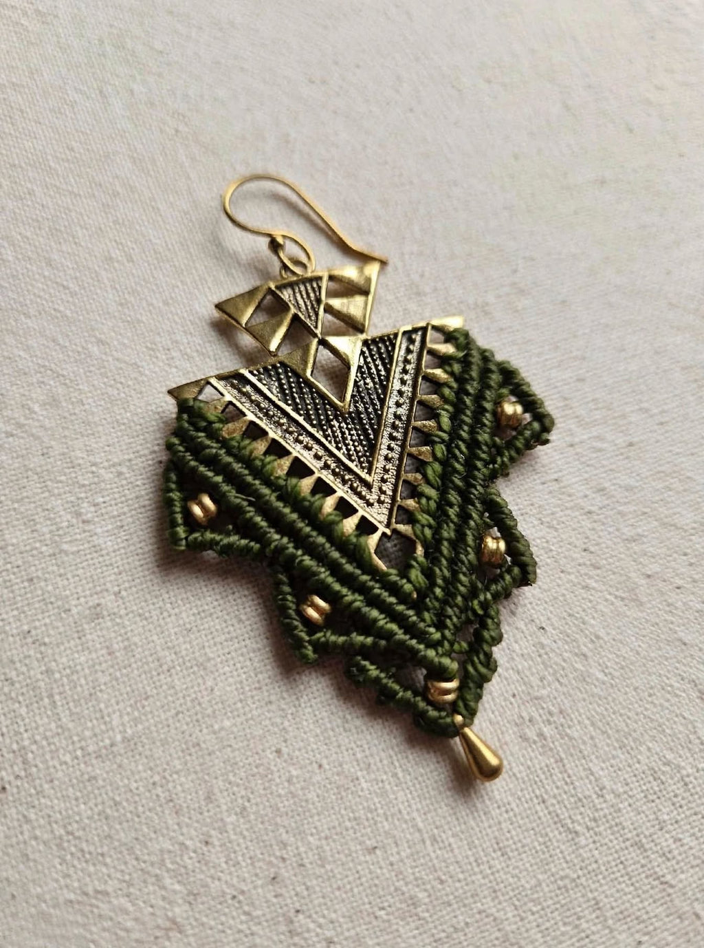 TRIBAL  verde - talismano da indossare.