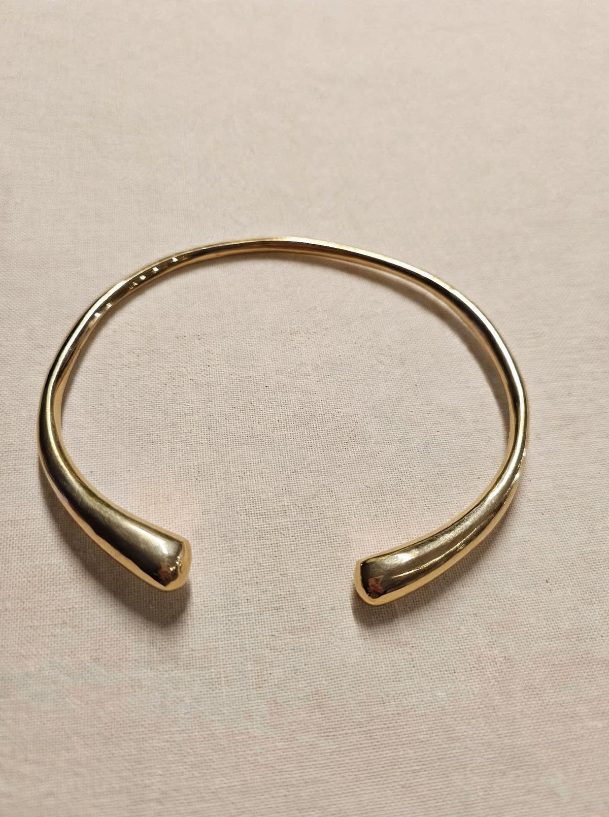 Choker Rigido Torque Bombato - Ottone Dorato
