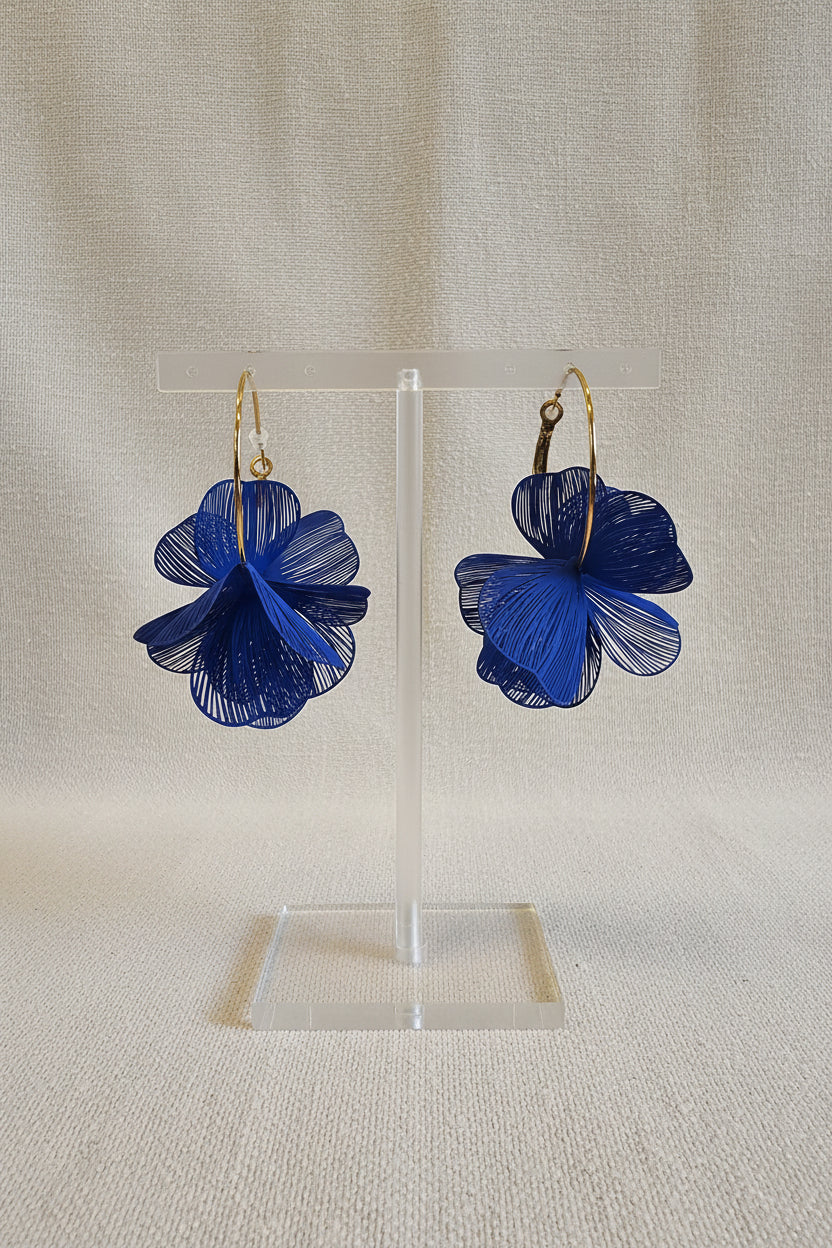 Orecchini " petalosi Blu "