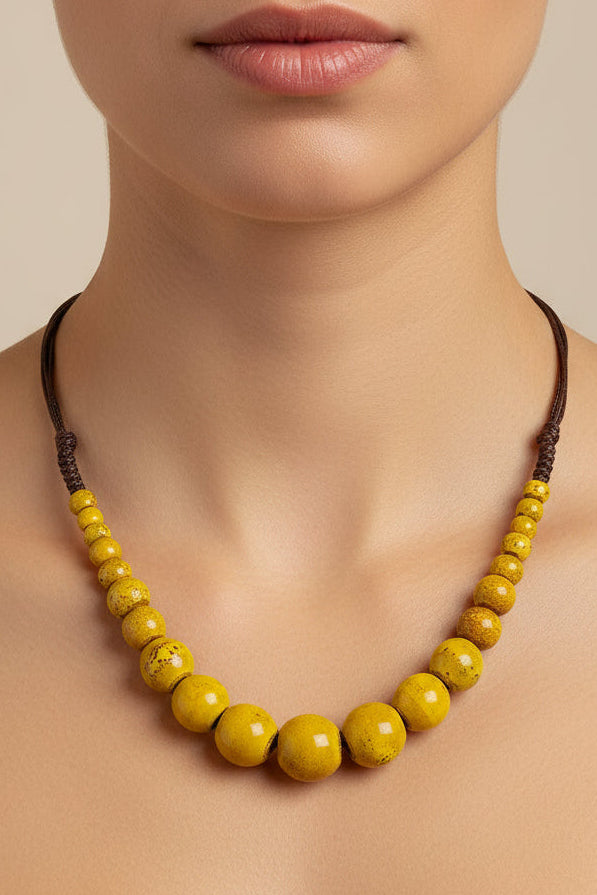 Collana " maia" in ceramica senape