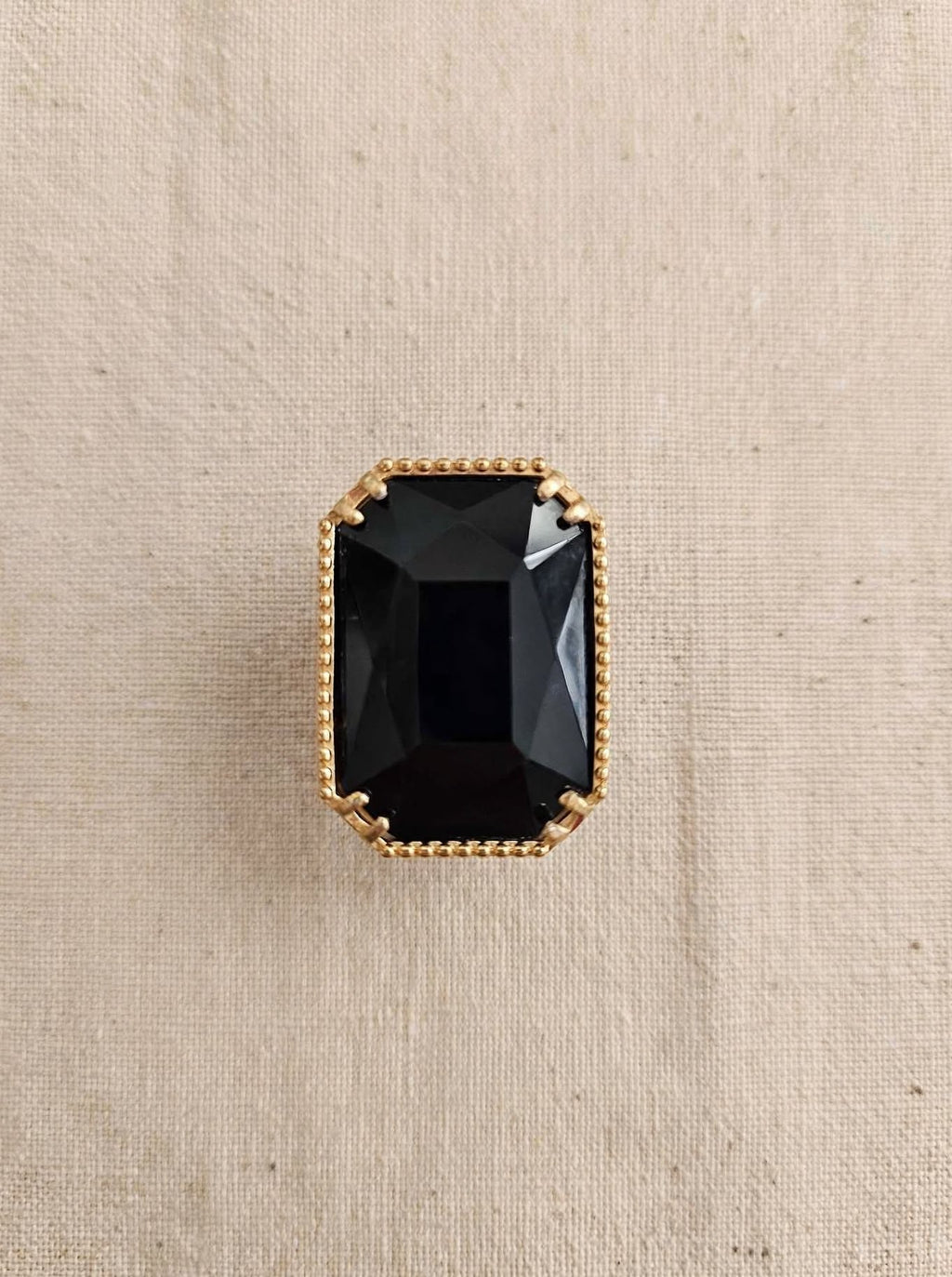 Anello regina Nera