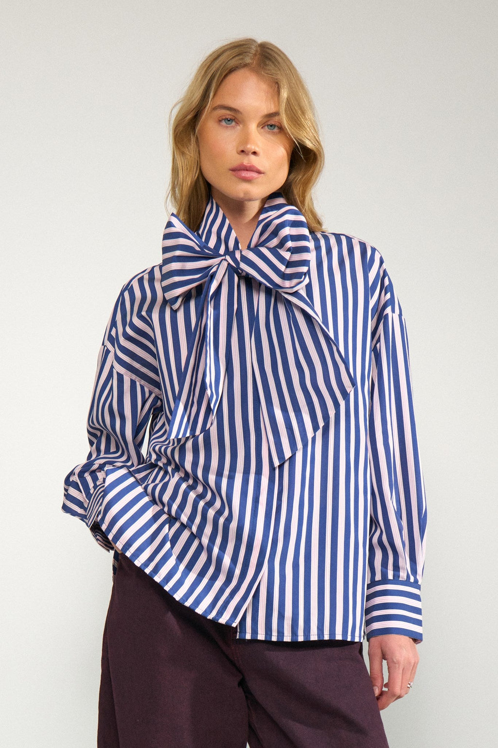 COLETTA BOW SHIRT