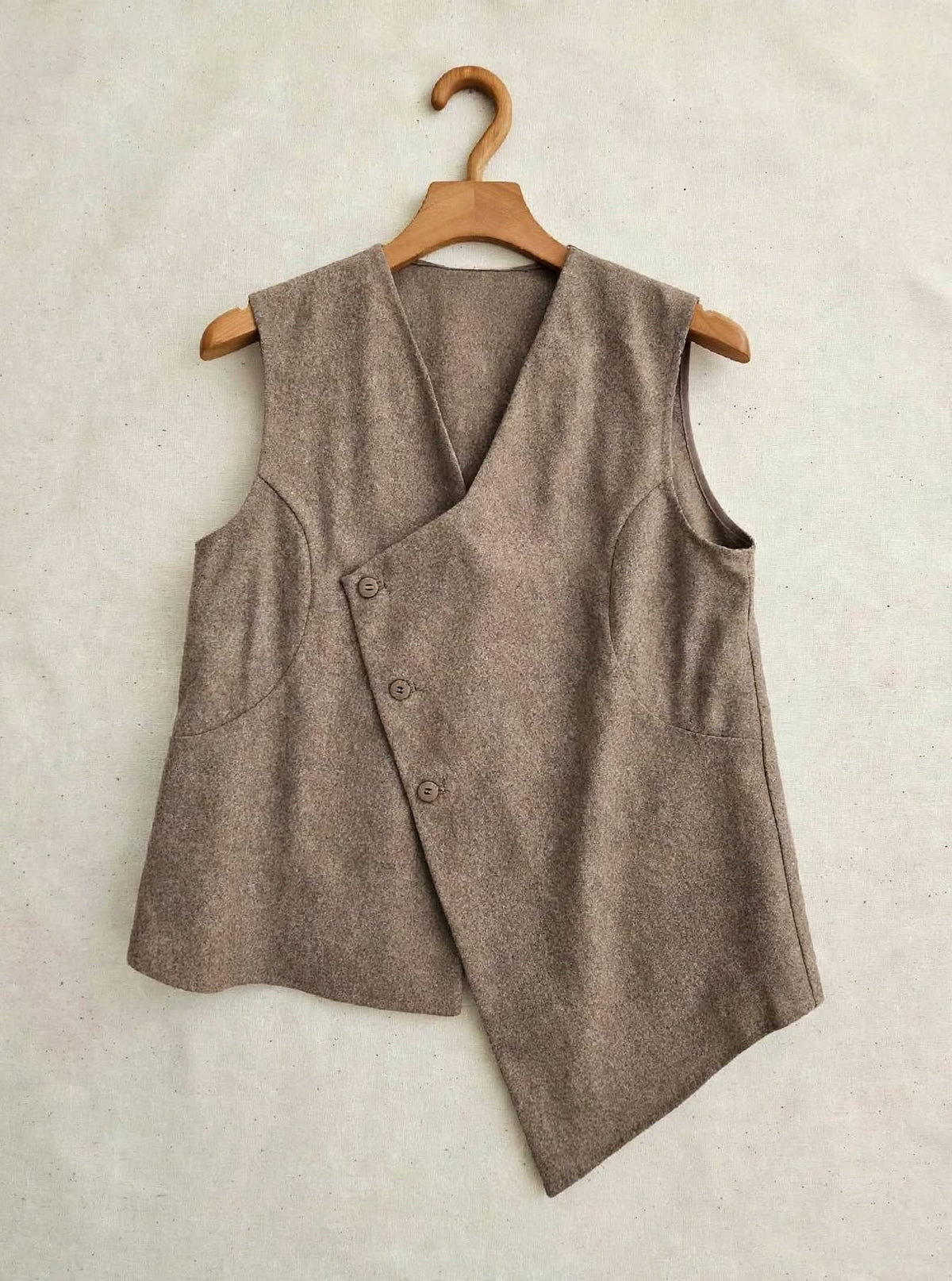 Gilet Donna Asimmetrico Lana Tortora Taglia Unica -